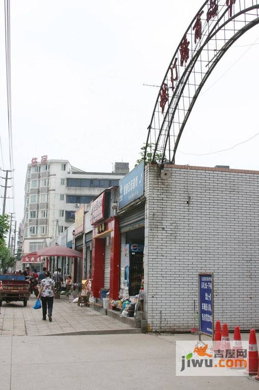 万鸿城市花园配套图图片