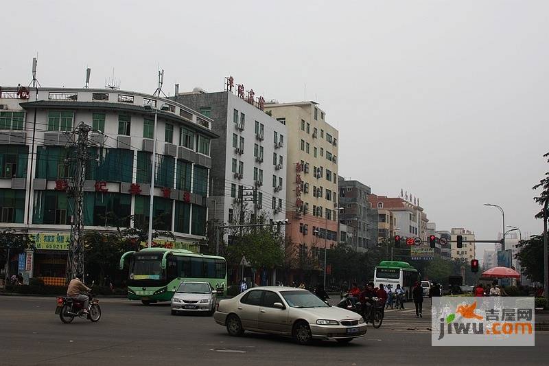 乾坤湖实景图图片